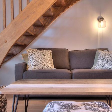Apt - 4 Pers - Petit Duc - Renove - 44M² - Centre De Mont Rocquefeuil - サンジルレバン エクステリア 写真