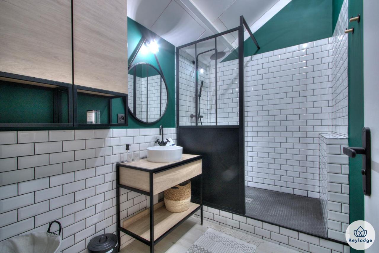 Apt - 4 Pers - Petit Duc - Renove - 44M² - Centre De Mont Rocquefeuil - サンジルレバン エクステリア 写真