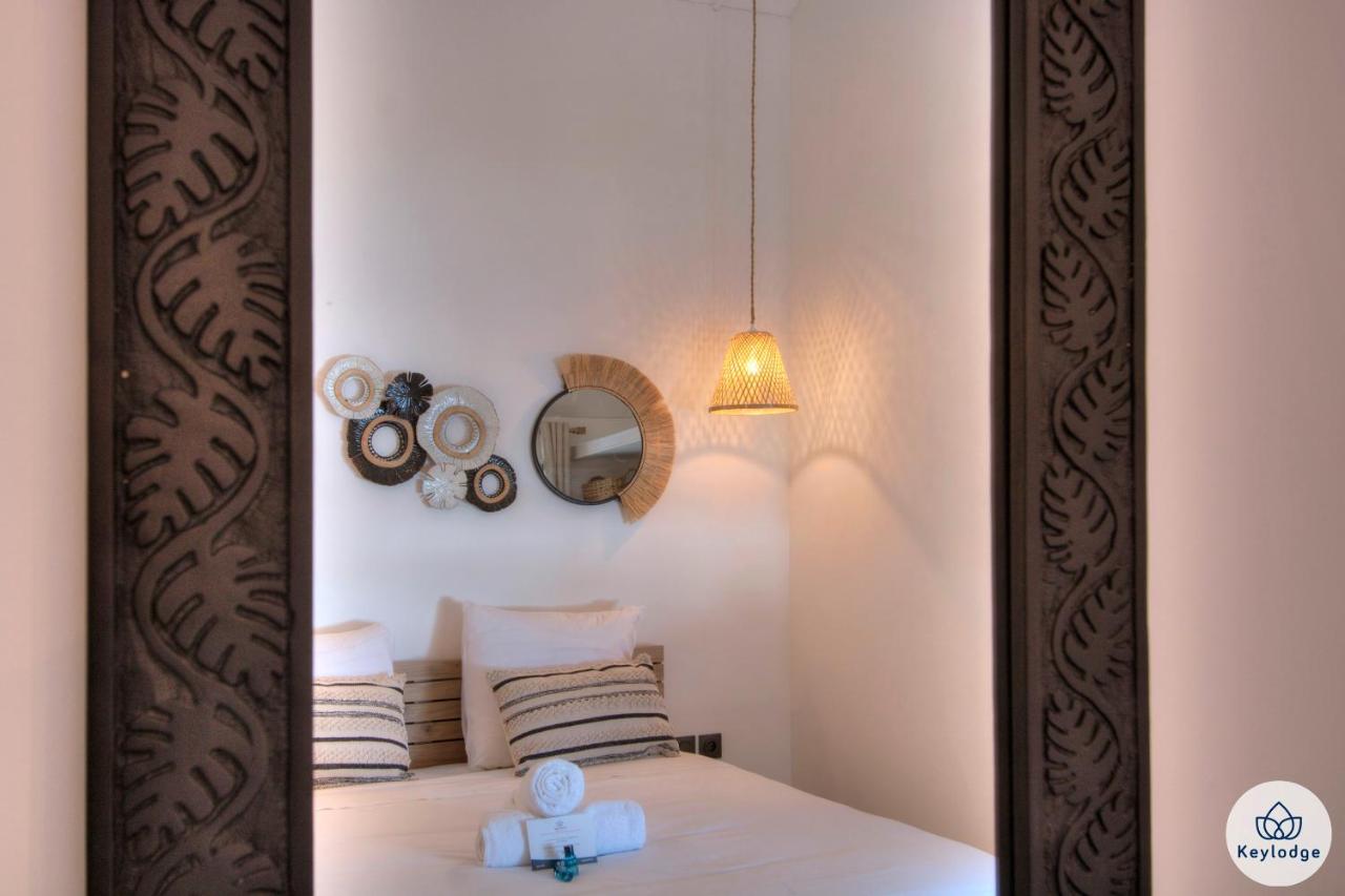 Apt - 4 Pers - Petit Duc - Renove - 44M² - Centre De Mont Rocquefeuil - サンジルレバン エクステリア 写真