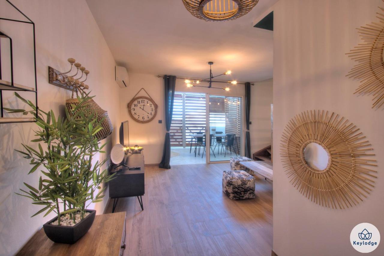 Apt - 4 Pers - Petit Duc - Renove - 44M² - Centre De Mont Rocquefeuil - サンジルレバン エクステリア 写真