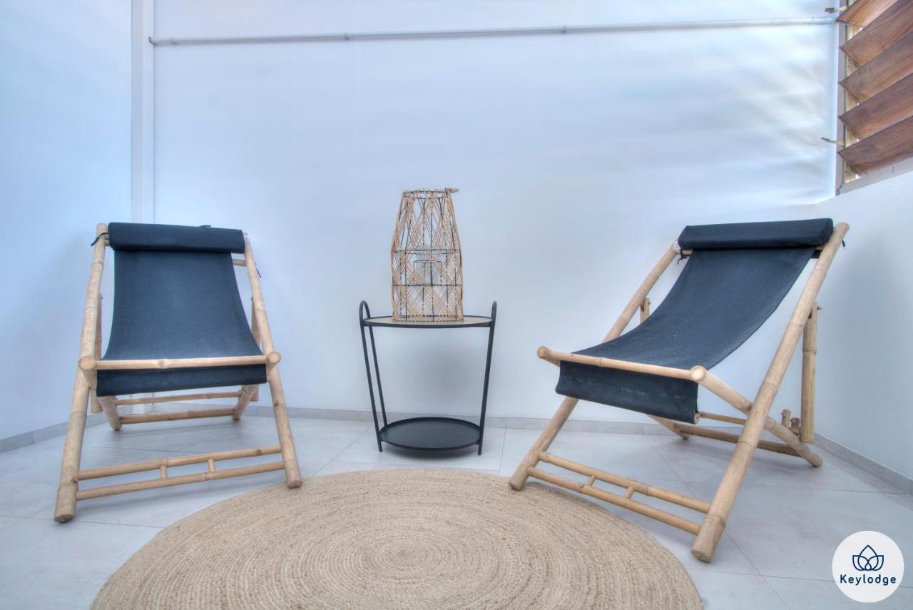 Apt - 4 Pers - Petit Duc - Renove - 44M² - Centre De Mont Rocquefeuil - サンジルレバン エクステリア 写真